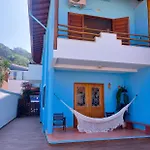 Casa Azul Piscina Nas Toninhas