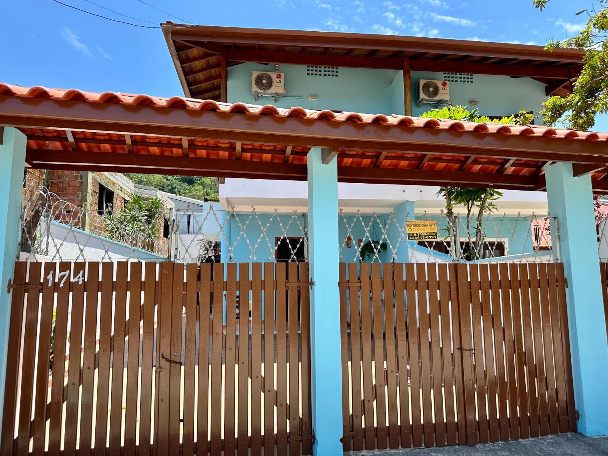 Casa Azul Piscina Nas Toninhas Casa de férias *